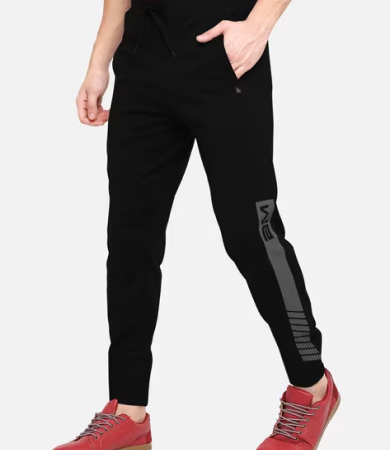 Men Tapered Fit Flat-Front Trousers
